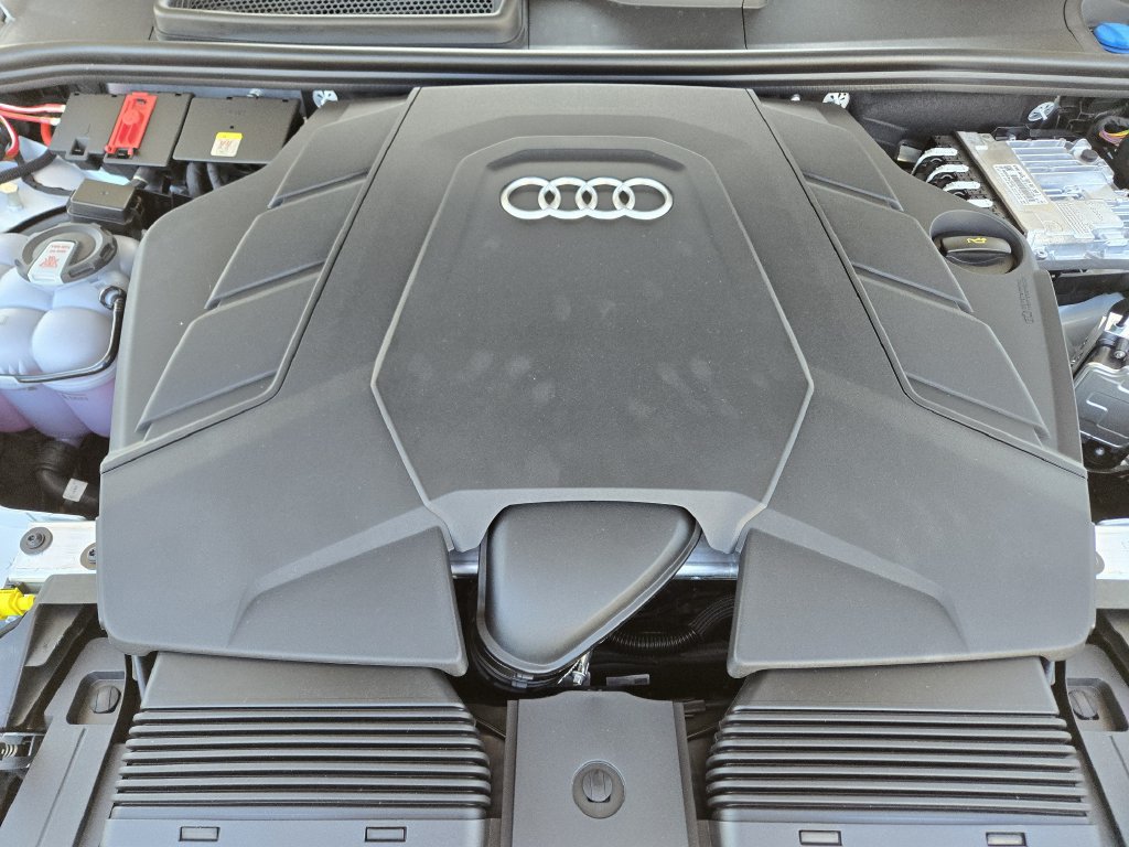 Used 2026 Audi Q7 3.0T Premium Plus AWD/4WD image 36
