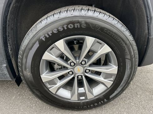 Used 2025 Chevrolet Equinox LT image 29