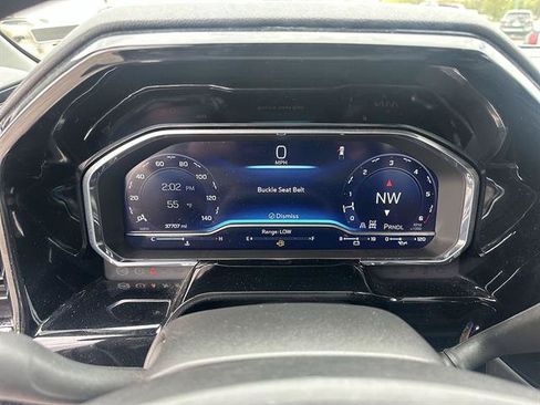 Certified 2025 Chevrolet Silverado 1500 LT AWD/4WD image 32