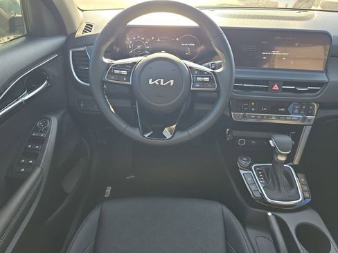 New 2026 Kia Seltos EX image 13