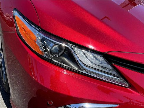 Used 2022 Toyota Camry XLE w/ Navigation Upgrade Package FWD image 26