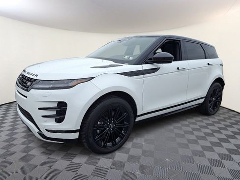 Used 2025 Land Rover Range Rover Evoque Dynamic SE image 3