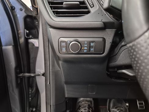 Used 2023 Ford Escape ST-Line w/ Equipment Group 301A FWD image 23