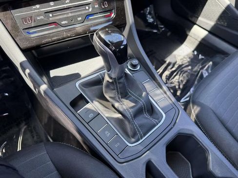 Used 2025 Volkswagen Jetta S FWD image 17