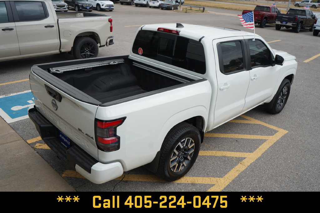 Used 2025 Nissan Frontier SL AWD/4WD image 13