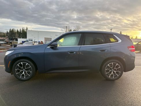 Used 2025 BMW X3 xDrive30i w/ Premium Package image 4