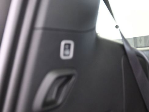 Used 2024 Jeep Grand Wagoneer Series III image 34