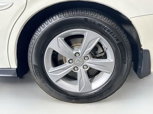 Used 2019 Honda Odyssey EX-L image 11