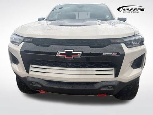New 2026 Chevrolet Colorado ZR2 w/ Technology Package AWD/4WD image 4
