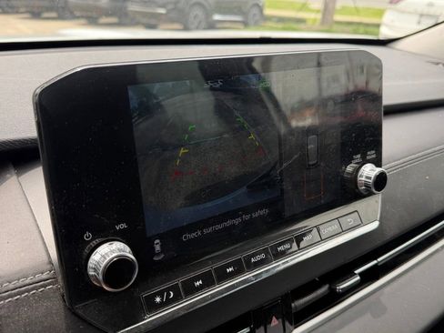 Used 2023 Mitsubishi Outlander SE FWD image 19