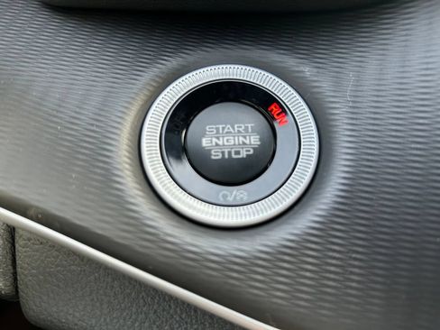 New 2025 Jeep Grand Cherokee L Altitude AWD/4WD image 17
