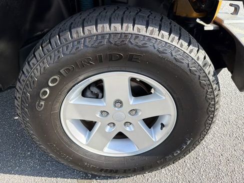 Used 2014 Jeep Wrangler Unlimited Sport w/ Quick Order Package 24S image 12