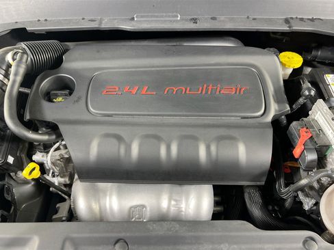 Used 2022 Jeep Compass Latitude AWD/4WD image 27
