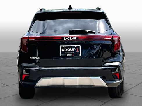 Used 2024 Kia Seltos S FWD image 5