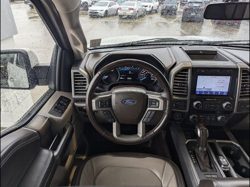 Used 2020 Ford F150 Limited image 3
