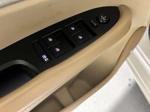 Used 2016 Cadillac ATS Luxury w/ Sun And Sound Package image 12