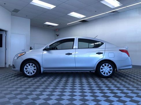 Used 2016 Nissan Versa S Plus FWD image 12