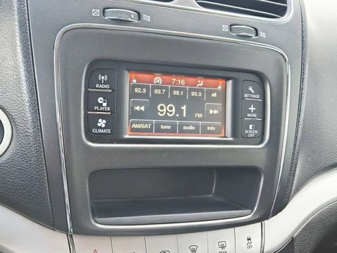 Used 2014 Dodge Journey SXT w/ Flexible Seating Group image 24