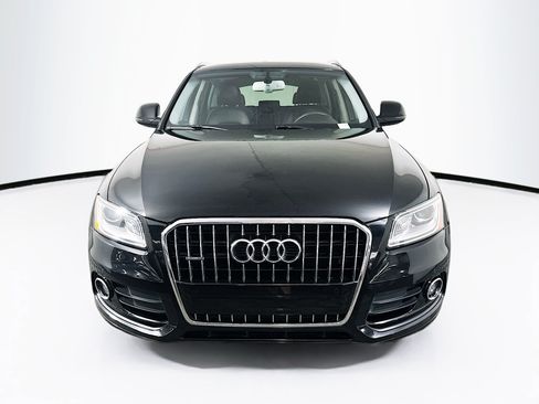 Used 2017 Audi Q5 2.0T Premium Plus w/ Technology Package AWD/4WD image 2