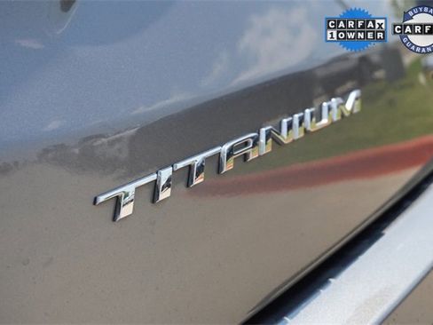 Used 2024 Ford Edge Titanium image 11