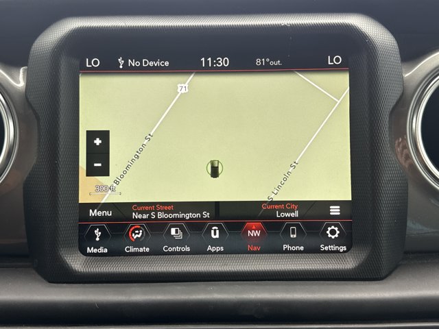 Used 2022 Jeep Wrangler Unlimited Sahara AWD/4WD image 5