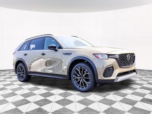 Used 2025 MAZDA CX-70 Plug-In Hybrid w/ Premium Plus AWD/4WD image 9