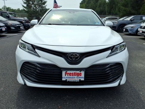 Used 2018 Toyota Camry LE w/ Convenience Package FWD image 6