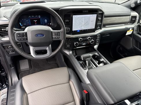 New 2025 Ford F150 Lariat w/ Equipment Group 502A High image 19