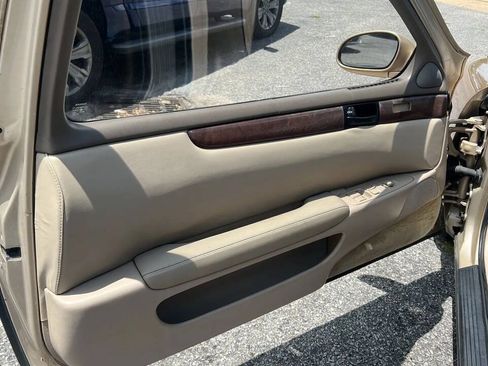 Used 1993 Lexus SC 300 Coupe RWD image 10