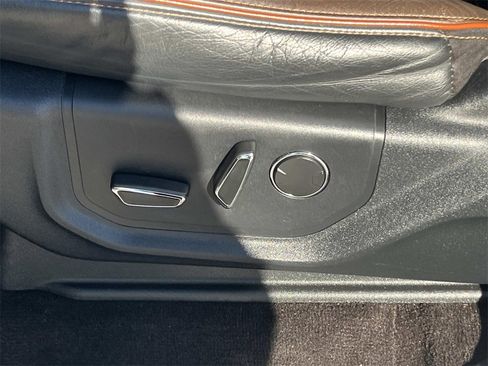 Used 2020 Ford Expedition King Ranch image 11