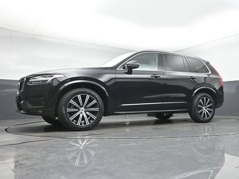 Used 2023 Volvo XC90 B6 Core w/ Protection Package Premier AWD/4WD image 37