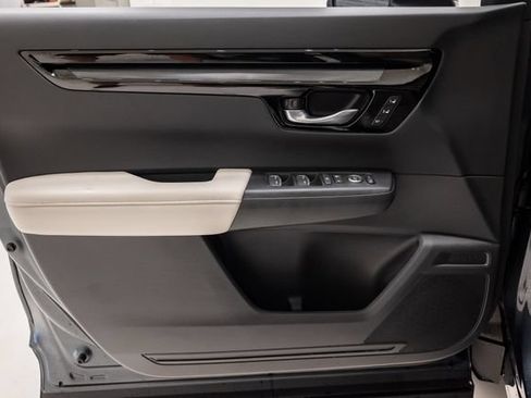 Used 2026 Honda CR-V EX-L image 7