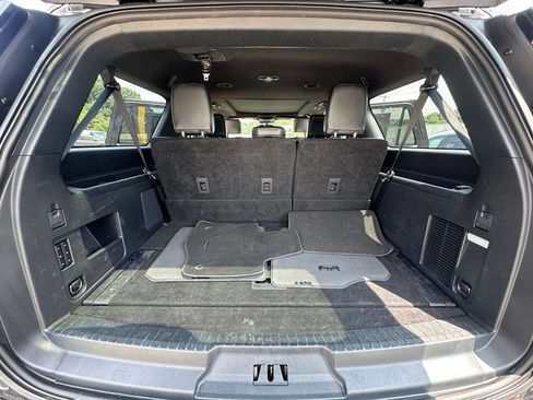 Used 2023 Ford Expedition Max Platinum AWD/4WD image 22