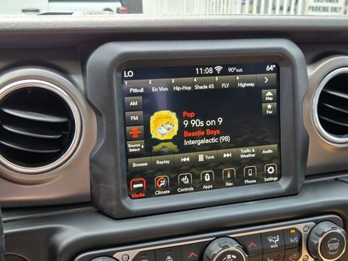 Certified 2020 Jeep Gladiator Rubicon AWD/4WD image 27