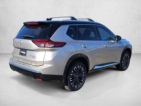 New 2026 Nissan Rogue Platinum w/ Platinum Premium Package image 2