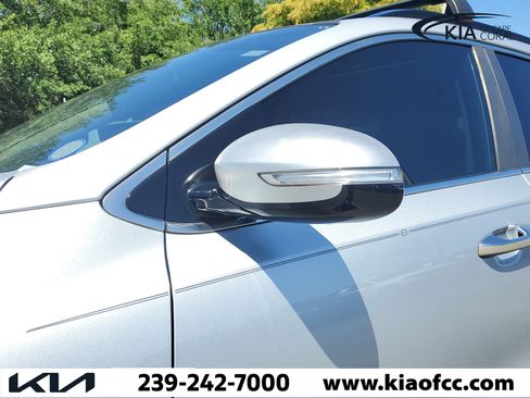 Used 2018 Kia Sportage EX w/ EX Premium Package FWD image 6