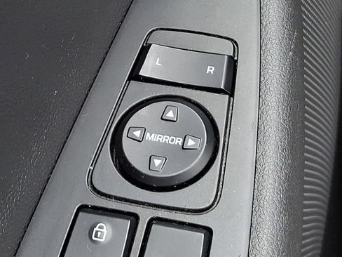 Used 2016 Hyundai Tucson SE w/ Option Group 02 FWD image 18