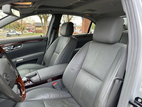 Used 2007 Mercedes-Benz S 550 image 24