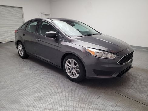 Used 2018 Ford Focus SE FWD image 13