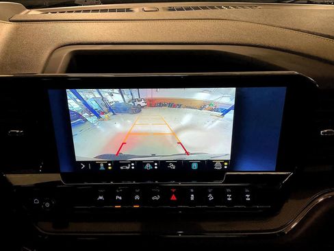 Used 2023 Chevrolet Silverado 1500 ZR2 w/ ZR2 Bison Edition image 27