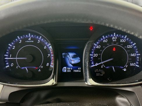 Used 2014 Toyota Avalon Limited FWD image 19