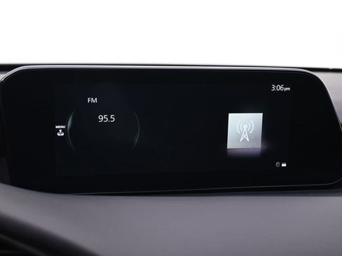 Used 2023 MAZDA MAZDA3 s image 29