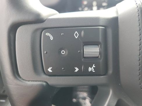 Used 2023 Land Rover Defender 110 X image 35