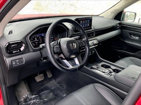 Used 2023 Honda Pilot Elite image 13