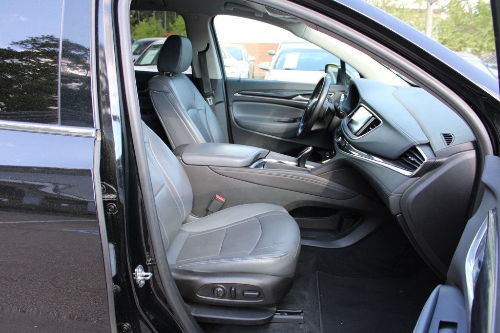 Used 2019 Buick Enclave Essence FWD image 27