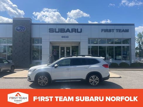 Used 2022 Subaru Ascent Limited w/ Technology Package image 1