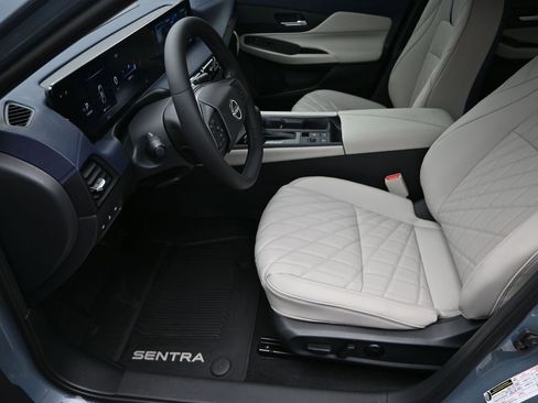 New 2026 Nissan Sentra SL FWD image 15