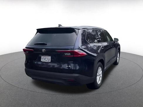 Used 2025 Toyota Grand Highlander FWD image 14