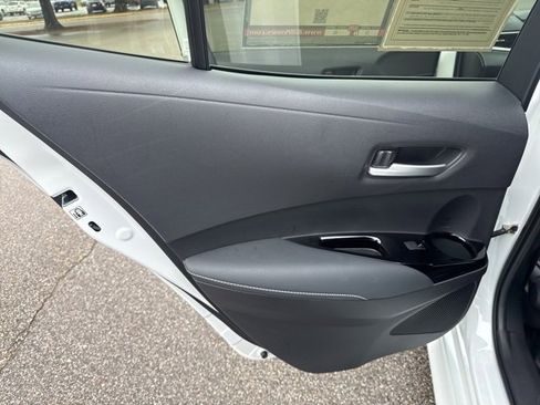 Used 2023 Toyota Corolla SE image 23