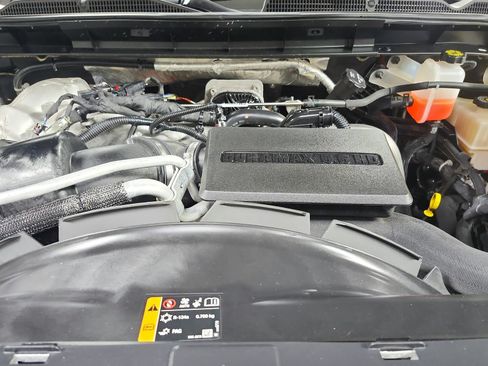 Used 2024 GMC Sierra 2500 AT4 w/ AT4 Premium Plus Package AWD/4WD image 17